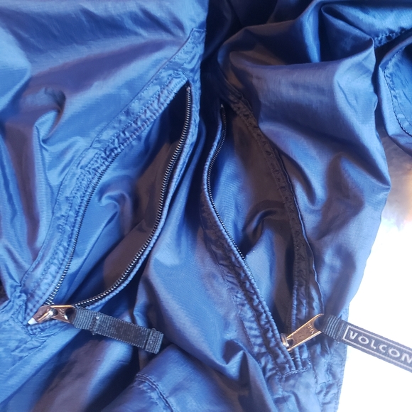 Volcom V-line Science. stashable - Picture 10 of 14